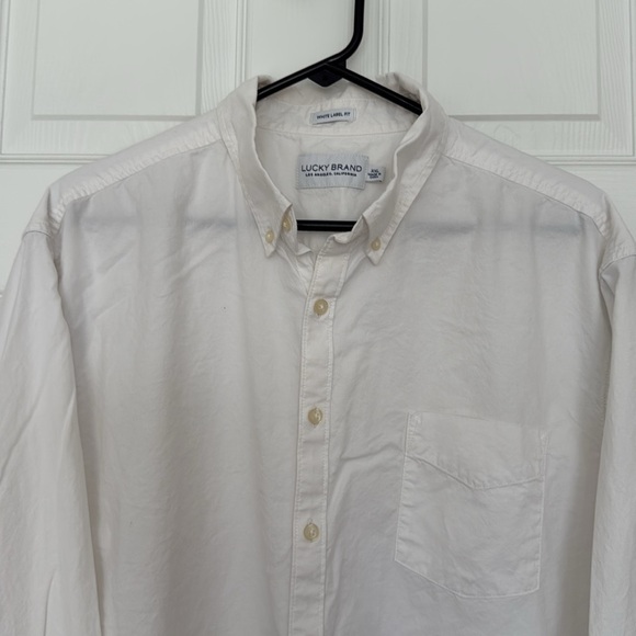 Lucky Brand men’s white longsleeve button down shirt - Picture 2 of 4